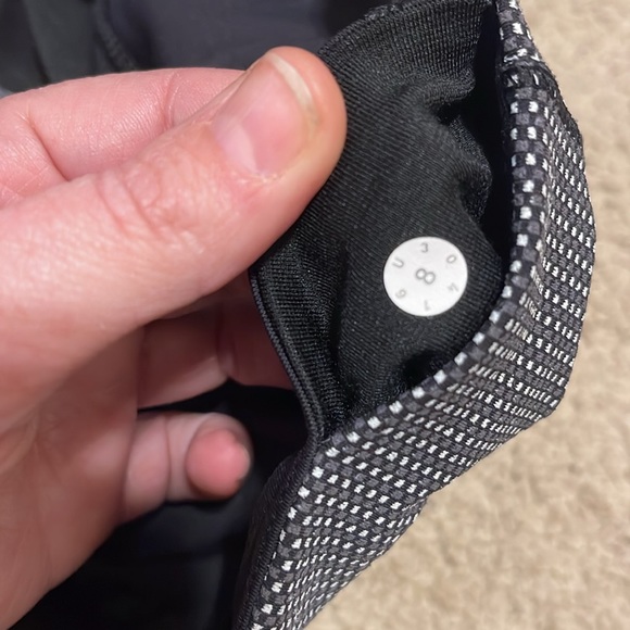 Lululemon cadence crusher tights tiny geo black white Sz 8 - Picture 4 of 8